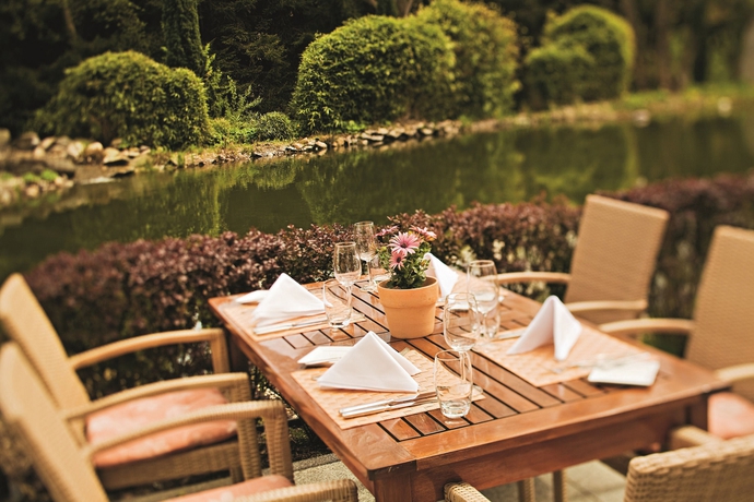 Imagen del bar/restaurante del Hotel Elaya Frankfurt Oberursel. Foto 3