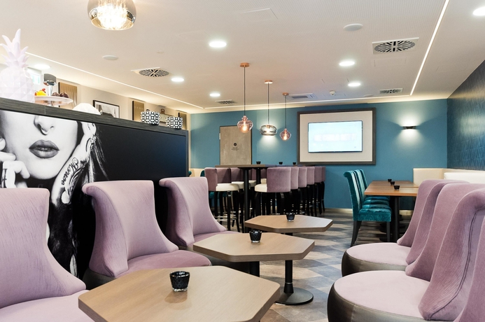 Imagen del bar/restaurante del Hotel Elaya Munich City. Foto 11