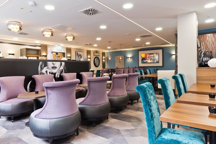 Imagen del bar/restaurante del Hotel Elaya Munich City. Foto 13