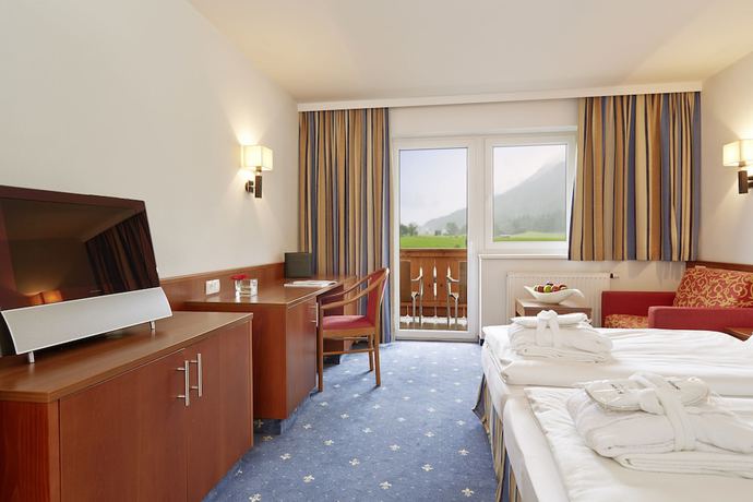 Imagen de la habitación del Hotel Elaya Steinplatte. Foto 27