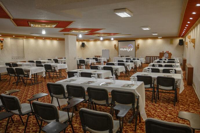 Imagen general del Hotel Elazig Mavi Gol Otel. Foto 13