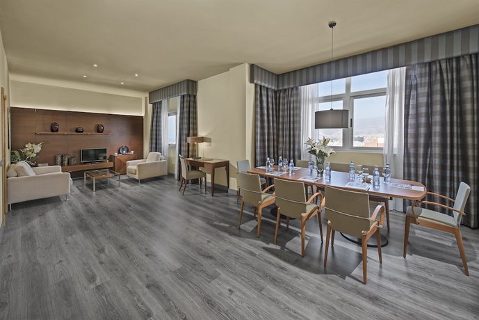 Imagen de la habitación del Hotel Elba Almería Business and Convention. Foto 15