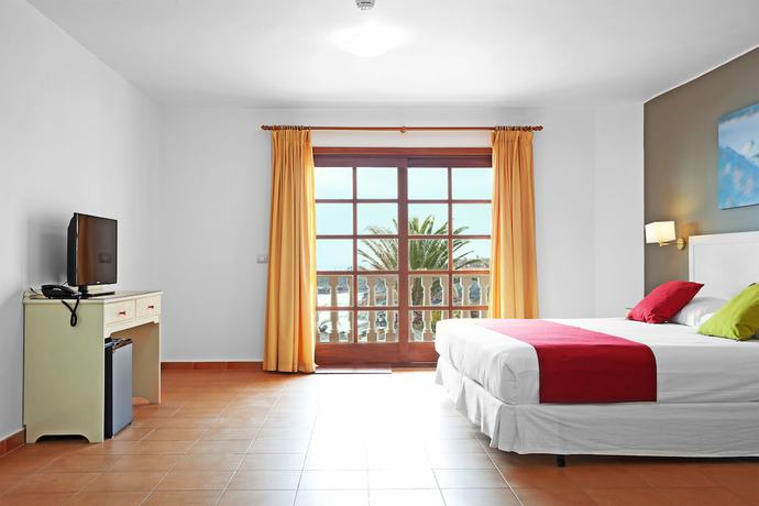 Imagen de la habitación del Hotel Elba Castillo San Jorge & Antigua Suite Hotel. Foto 14