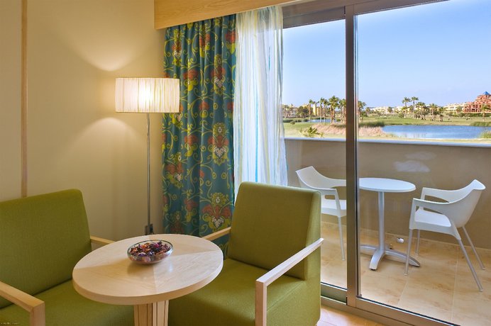 Imagen de la habitación del Hotel Elba Costa Ballena Beach and Thalasso Resort. Foto 8