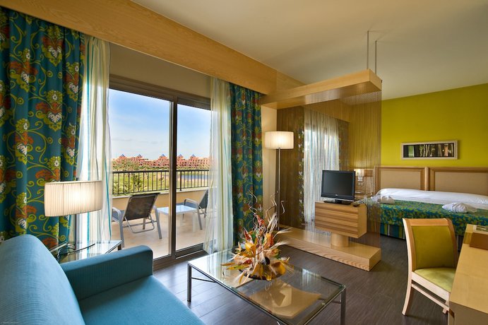 Imagen de la habitación del Hotel Elba Costa Ballena Beach and Thalasso Resort. Foto 9