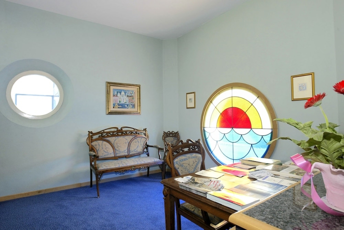 Imagen de los interiores del Hotel Elba. Foto 18