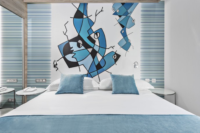 Imagen de la habitación del Hotel Elba Lanzarote Premium Suites. Foto 10