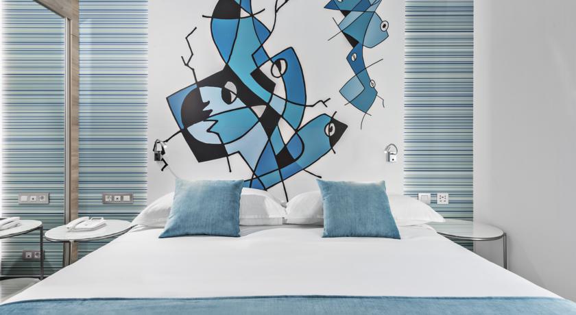 Imagen de la habitación del Hotel Elba Lanzarote Royal Village Resort. Foto 6