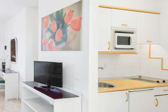 Imagen de la habitación del Hotel Elba Lucía Sport and Suite. Foto 5