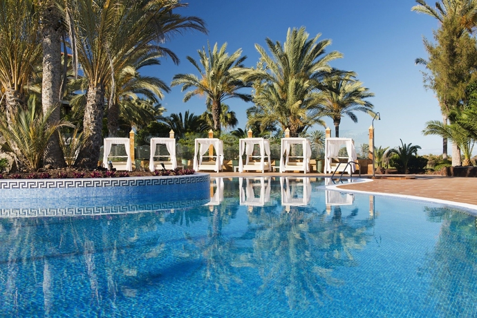 Imagen de la piscina del Hotel Elba Palace Golf Boutique Hotel. Foto 16