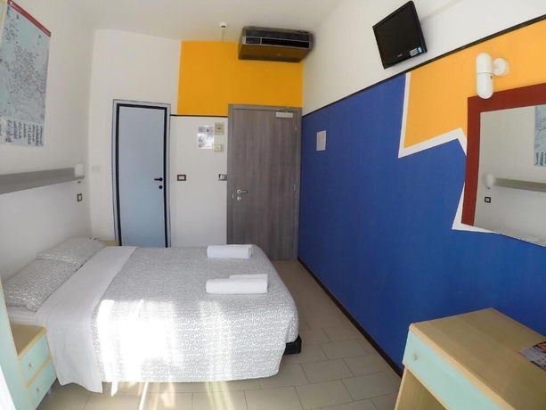 Imagen de la habitación del Hotel Elba, Rimini. Foto 12