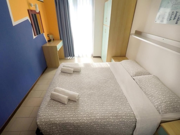 Imagen de la habitación del Hotel Elba, Rimini. Foto 13