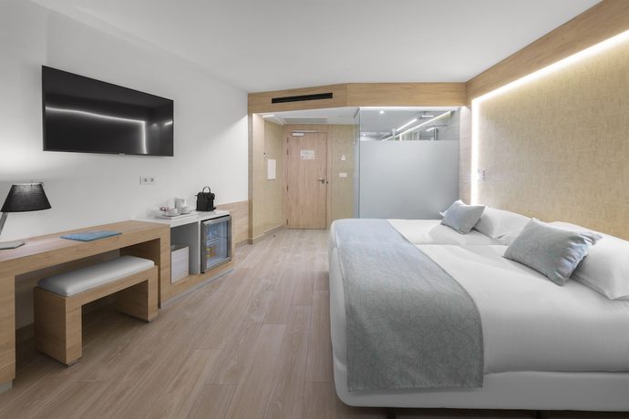 Imagen de la habitación del Hotel Elba Sunset Mallorca Thalasso Spa. Foto 3