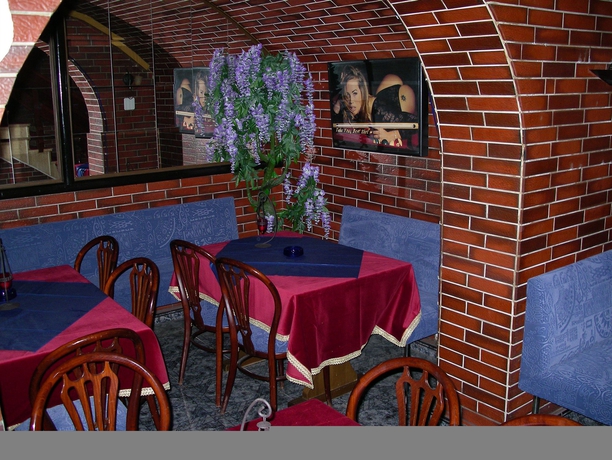 Imagen del bar/restaurante del Hotel Elbe. Foto 2