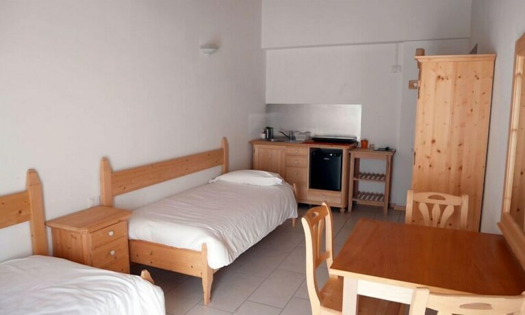 Imagen de la habitación del Hotel Elbele Garn&igrave;. Foto 9