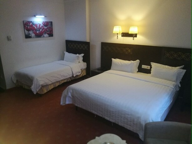 Imagen de la habitación del Hotel Elbey Constantine. Foto 19