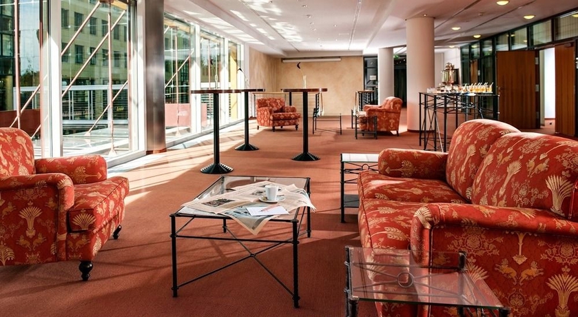 Imagen de los interiores del Hotel Elbflorenz Dresden. Foto 10