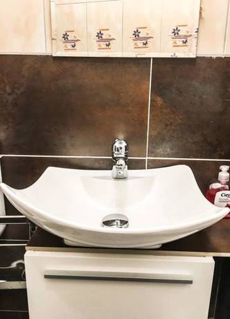 Imagen de la habitación del Hotel Elbgalerie. Foto 4