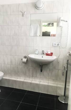 Imagen de la habitación del Hotel Elbgalerie. Foto 6