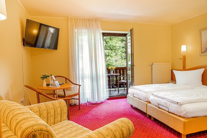 Imagen de la habitación del Hotel Elbpromenade. Foto 10