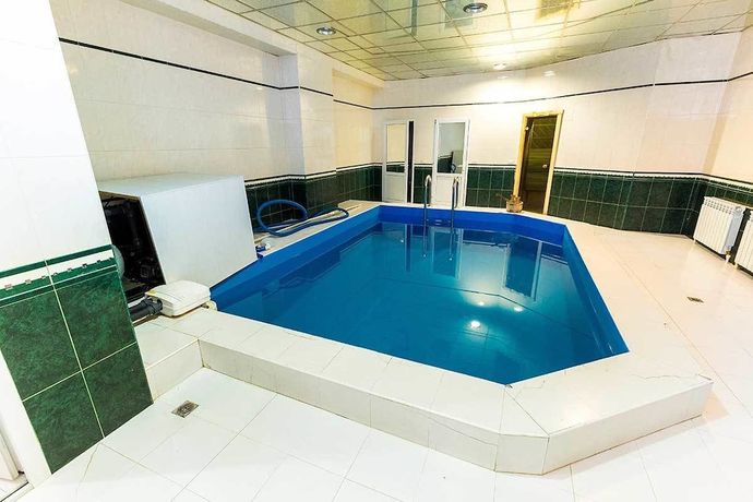 Imagen de la piscina del Hotel El\'brusia. Foto 18