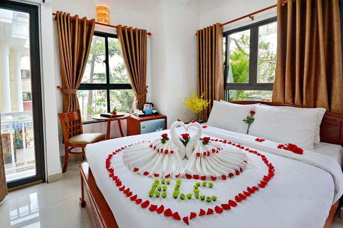 Imagen de la habitación del Hotel Elc Dalat. Foto 19