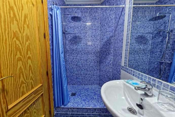 Imagen de la habitación del Hotel Elcano, Málaga. Foto 2