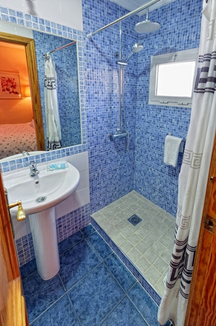 Imagen de la habitación del Hotel Elcano, Málaga. Foto 3