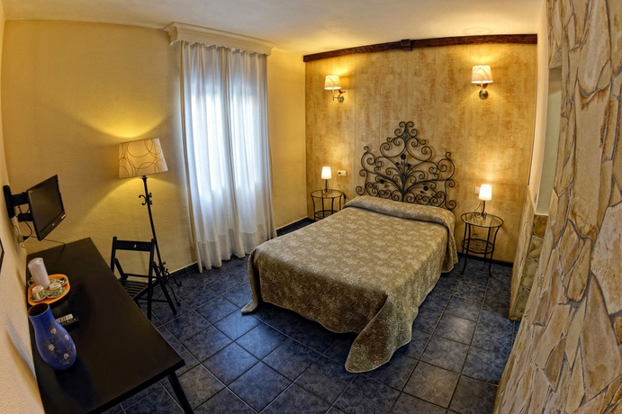 Imagen de la habitación del Hotel Elcano, Málaga. Foto 5