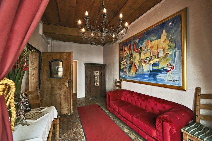 Imagen de los interiores del Hotel Elch. Foto 18