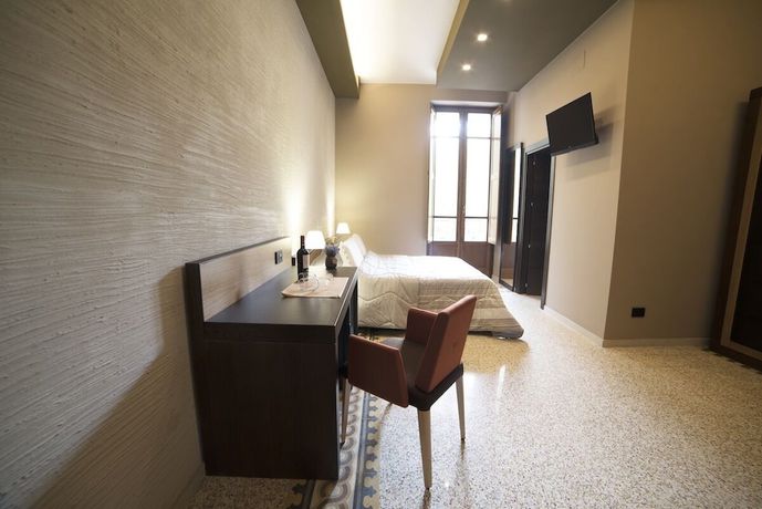 Imagen de la habitación del Hotel Elda, Monte Sant'angelo. Foto 11