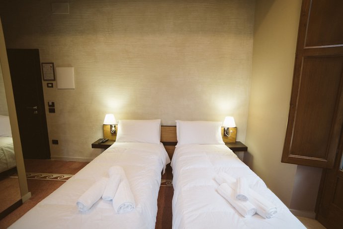 Imagen de la habitación del Hotel Elda, Monte Sant'angelo. Foto 18