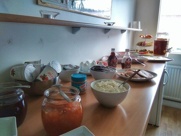 Imagen del bar/restaurante del Hotel Eldá Guesthouse. Foto 24