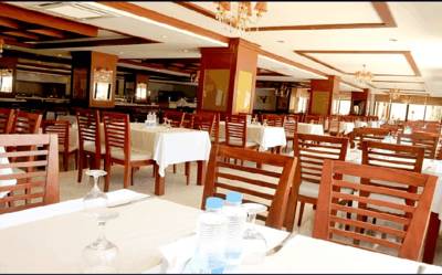 Imagen del bar/restaurante del Hotel Eldar Resort, G&ouml;yn&uuml;k. Foto 3