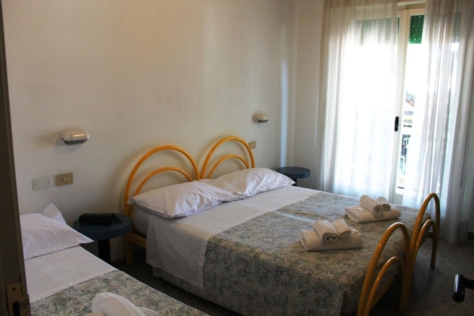 Imagen de la habitación del Hotel Elde. Foto 10