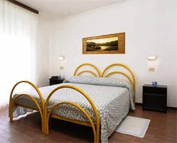 Imagen de la habitación del Hotel Elde. Foto 16