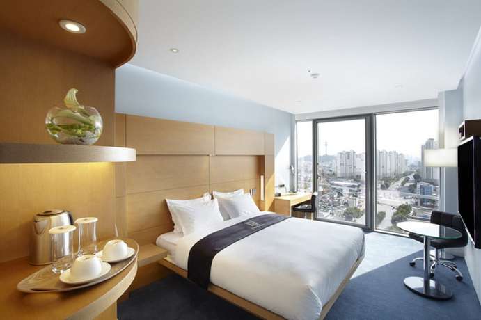 Imagen de la habitación del Hotel Eldis Regent. Foto 14