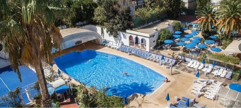 Imagen de la piscina del Hotel El-djazair. Foto 8