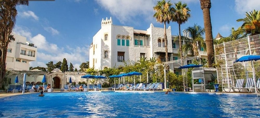 Imagen de la piscina del Hotel El-djazair. Foto 11