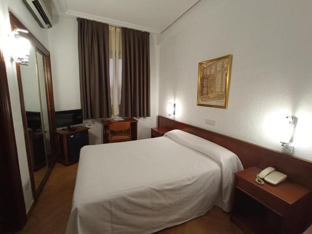 Imagen de la habitación del Hotel Ele Acueducto. Foto 6