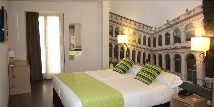 Imagen de la habitación del Hotel Ele Enara Boutique. Foto 14