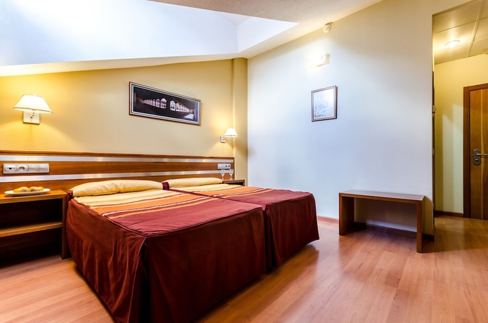 Imagen de la habitación del Hotel Ele Mirador de Santa Ana. Foto 4