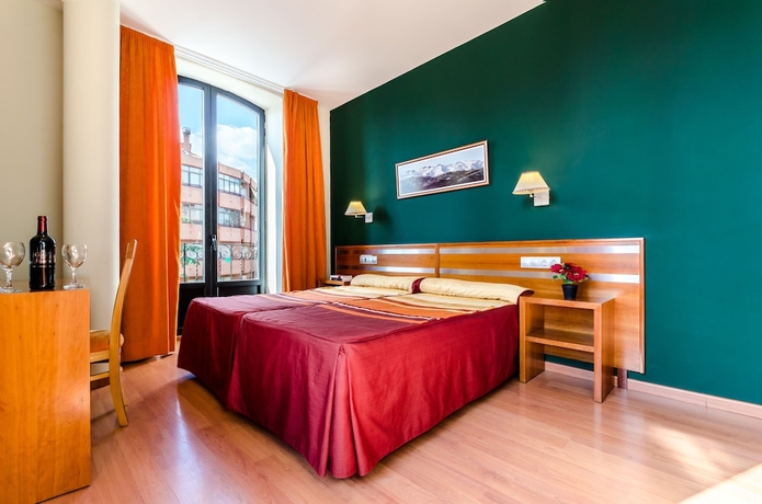 Imagen de la habitación del Hotel Ele Mirador de Santa Ana. Foto 16