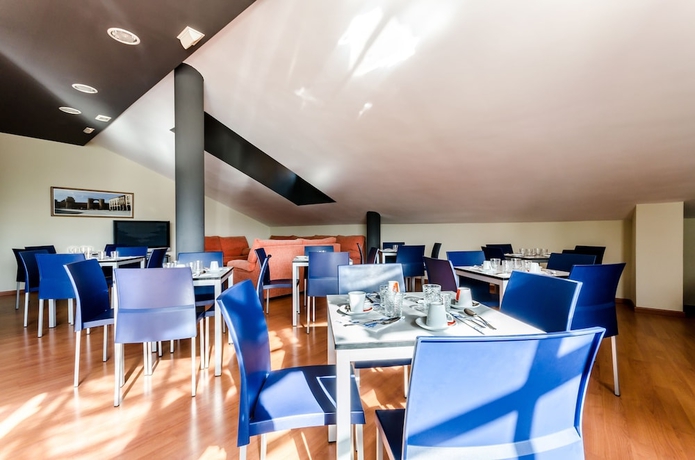 Imagen del bar/restaurante del Hotel Ele Mirador de Santa Ana. Foto 2