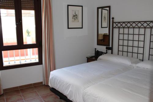 Imagen de la habitación del Hotel Ele Santa Bárbara. Foto 4