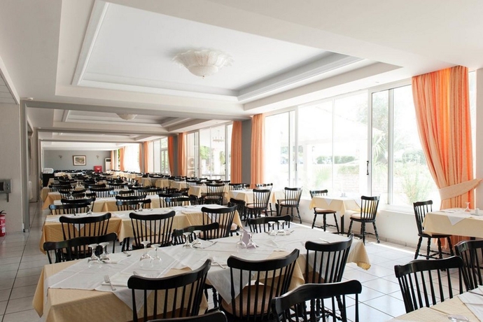 Imagen general del Hotel Elea Beach. Foto 9