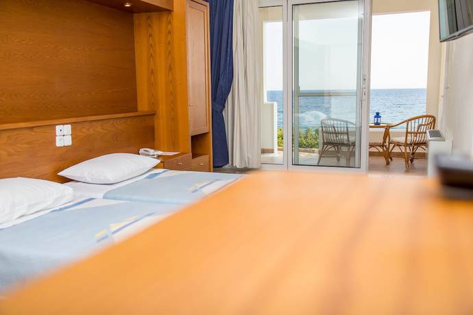Imagen de la habitación del Hotel Elea Mare. Foto 7