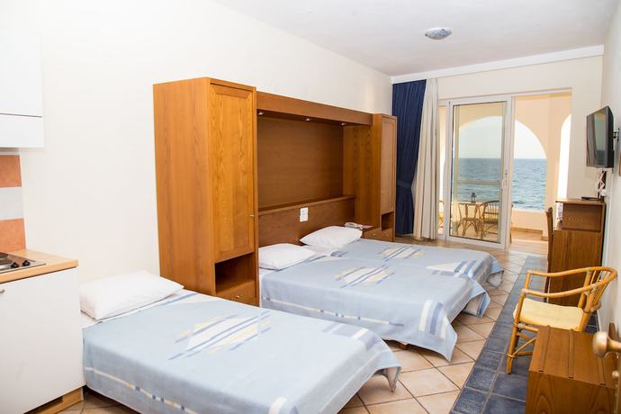 Imagen de la habitación del Hotel Elea Mare. Foto 8