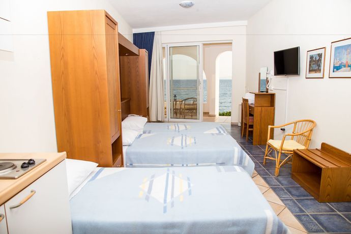 Imagen de la habitación del Hotel Elea Mare. Foto 13