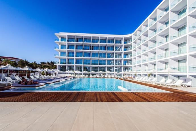 Imagen de la piscina del Hotel Eleana, Ayia Napa. Foto 19
